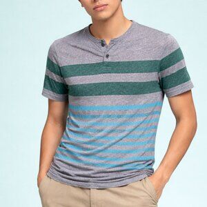 American Eagle Outfitter  - Henley Style Grey Striped Short-sleeved Tee - Mens S